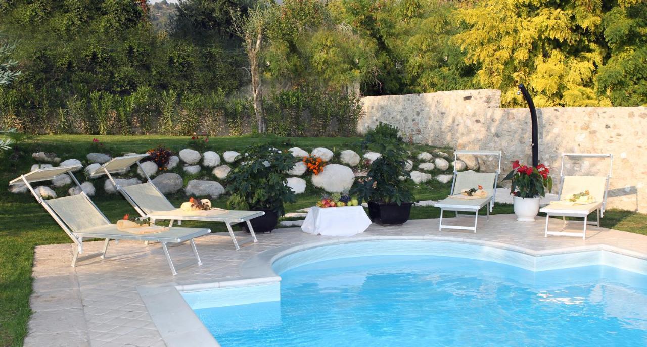 Borgo Degli Ulivi Residence Di Olympic Garda Lake Toscolano-Maderno Exterior foto