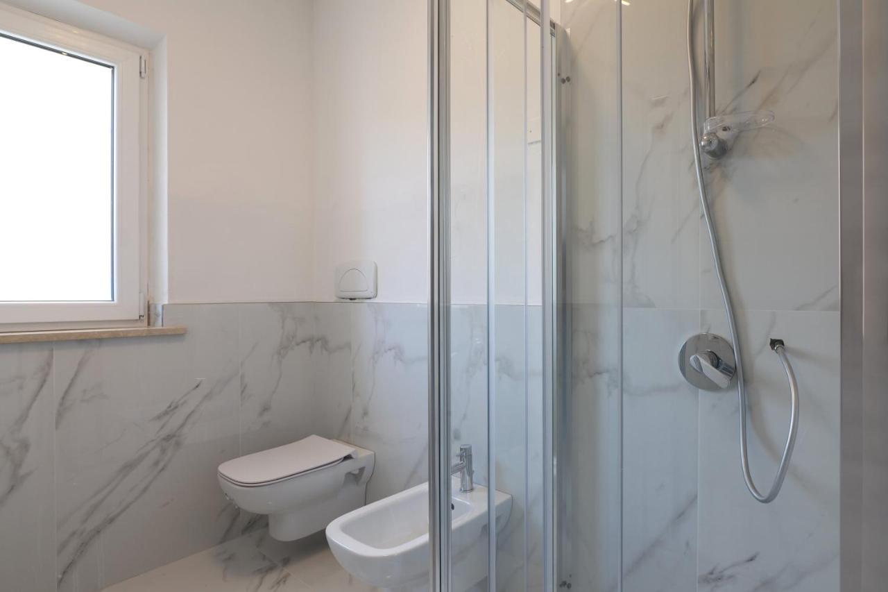 Borgo Degli Ulivi Residence Di Olympic Garda Lake Toscolano-Maderno Exterior foto